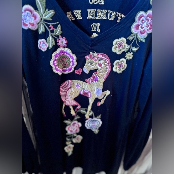 Johnny Was LA Vintage Carousel Horse Embroidered Shirt Black Size Small Fair - Picture 8 of 14